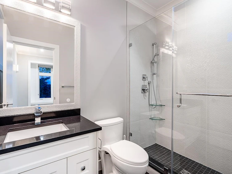 8433 10th Avenue, Burnaby, BC, V3N 2S7 - 29