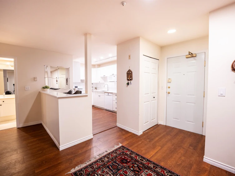 207-128 W 8th Street, North Vancouver, BC, V7M 3M1 - 12