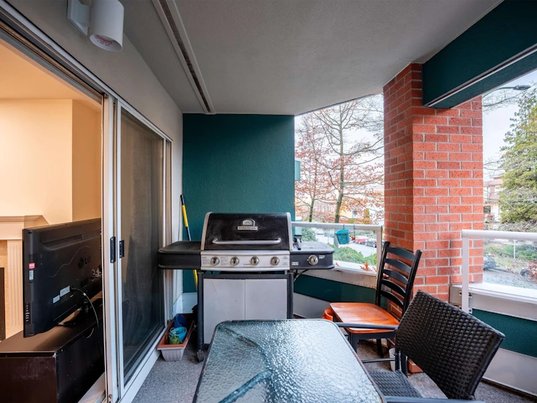 207-128 W 8th Street, North Vancouver, BC, V7M 3M1 - 23