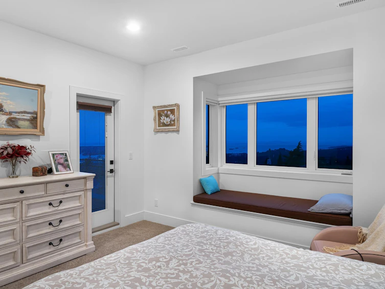 4061 St. Pauls Avenue, North Vancouver, BC, V7N 1T4 - 19