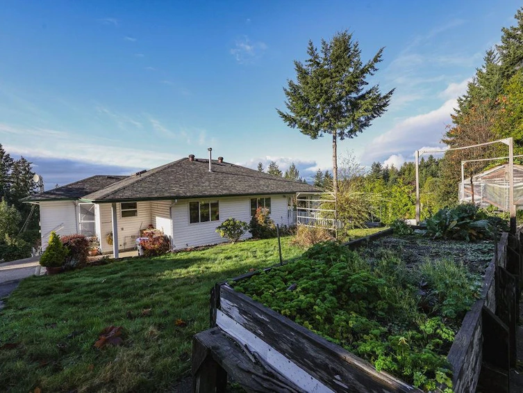 5174 Radcliffe Road, Sechelt, BC, V7Z 0C1 - 38