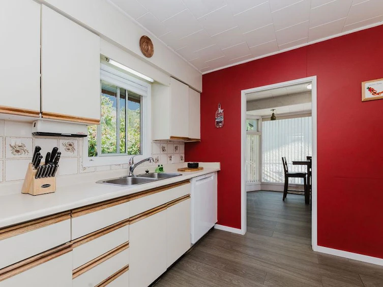 614 Glen Road, Gibsons, BC, V0N 1V9 - 7