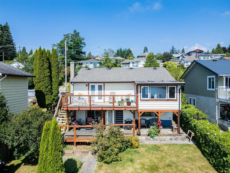 614 Glen Road, Gibsons, BC, V0N 1V9 - 3