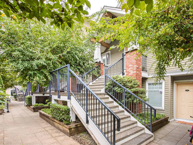 212-1567 Grant Avenue, Port Coquitlam, BC, V3B 1P1 - 2