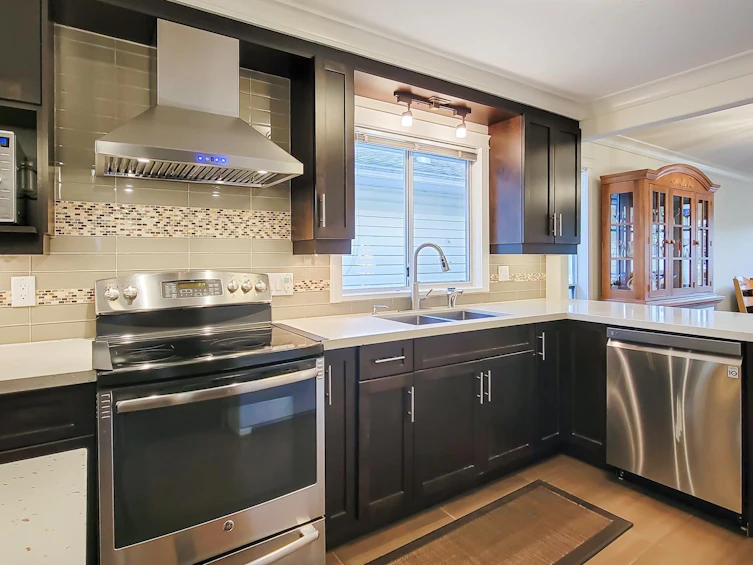 3153 Jervis Street, Port Coquitlam, BC, V3C 3H6 - 2