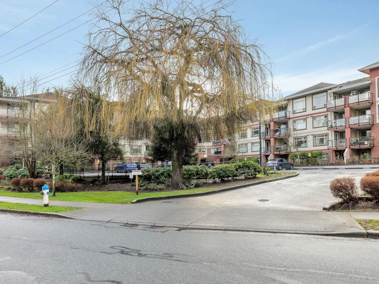 418-2233 Mckenzie Road, Abbotsford, BC, V2S 4A1 - 2