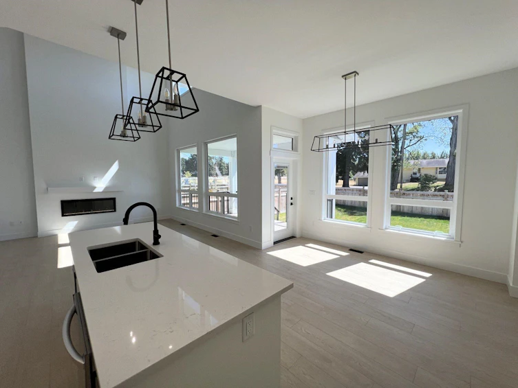 27740 Track Place, Abbotsford, BC, V4X 0C7 - 7
