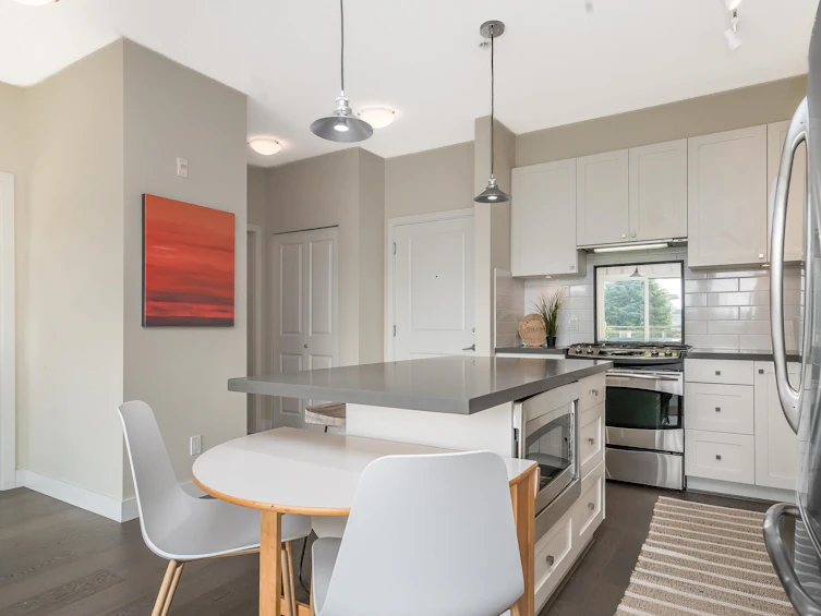 301-15850 26 Avenue, Surrey, BC, V3S 2N6 - 13