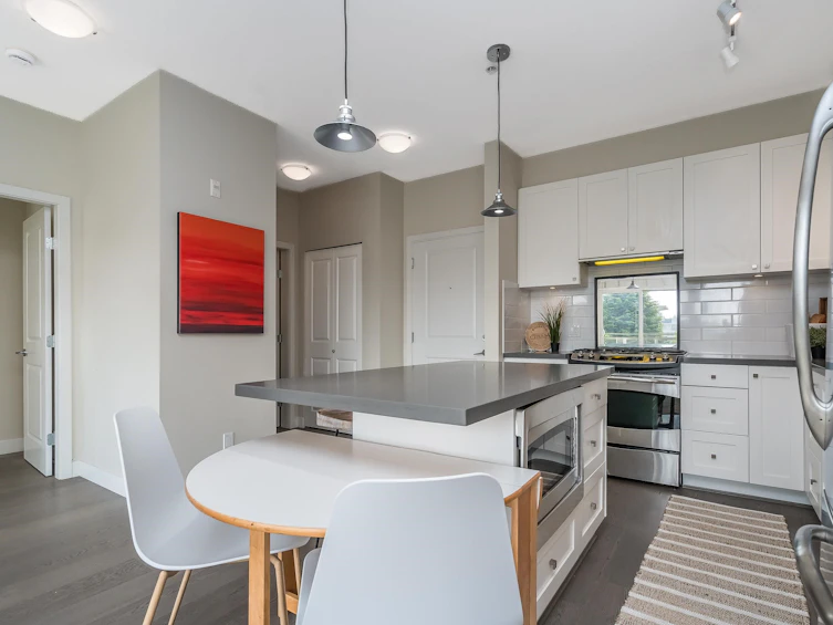 301-15850 26 Avenue, Surrey, BC, V3S 2N6 - 8