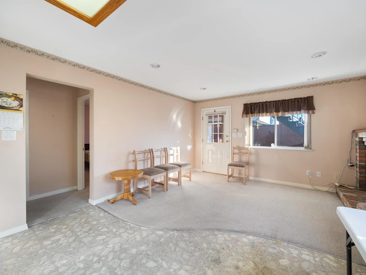 6796 Waltham Avenue, Burnaby, BC, V5H 3V8 - 32
