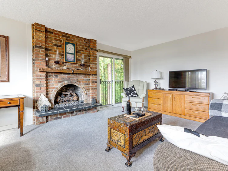 1951 Austin Avenue, Coquitlam, BC, V3K 3R5 - 7