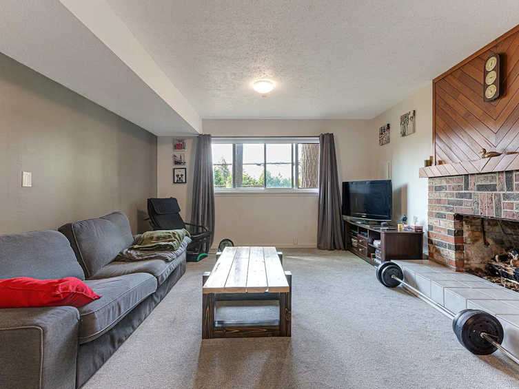 1951 Austin Avenue, Coquitlam, BC, V3K 3R5 - 27