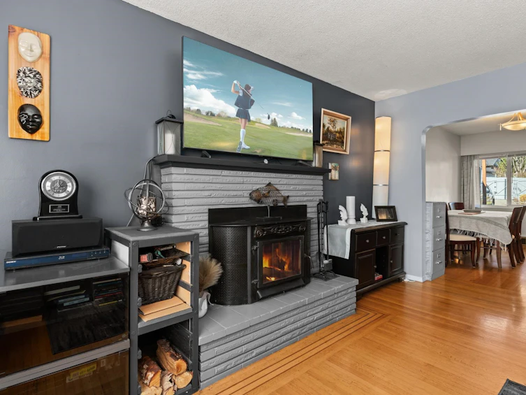 12905 104 Avenue, Surrey, BC, V3T 1T6 - 8