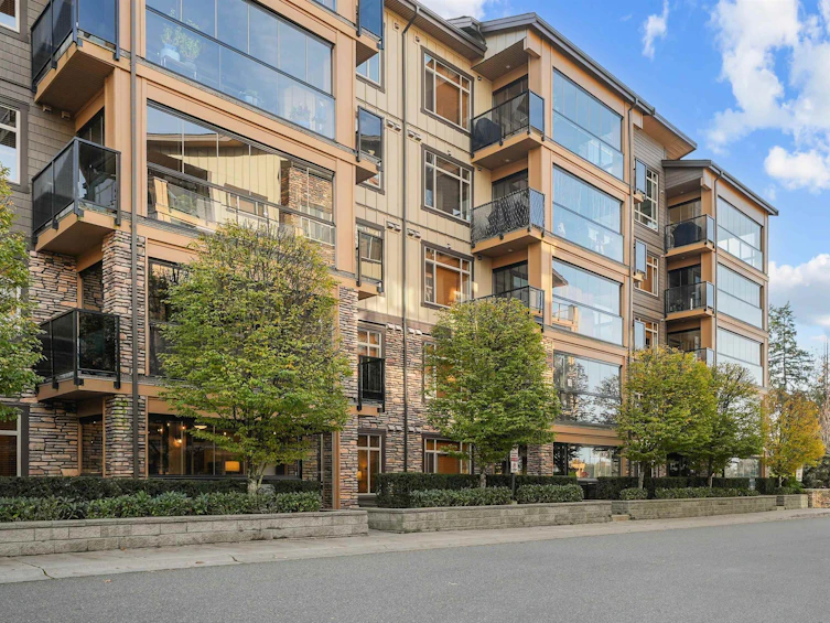 B124-8218 207a Street, Langley, BC, V2Y 0Y1