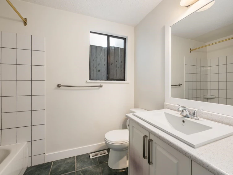 1410 Bergstrom Road, Surrey, BC, V4B 5E1 - 28