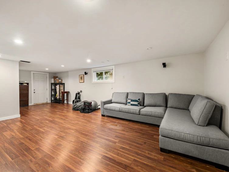 6050 Athlone Street, Vancouver, BC, V6M 3A4 - 26