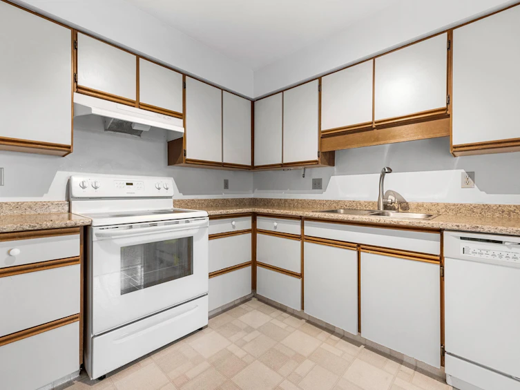 311-31955 Old Yale Road, Abbotsford, BC, V2T 4N1 - 12