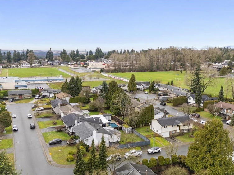 11409 75a Avenue, Delta, BC, V4C 1H6 - 39