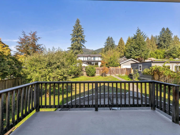 234 W Windsor Road, North Vancouver, BC, V7N 2N1 - 32