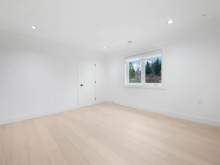 13915 Blackburn Avenue, Surrey, BC, V4B 2Z3 - 29