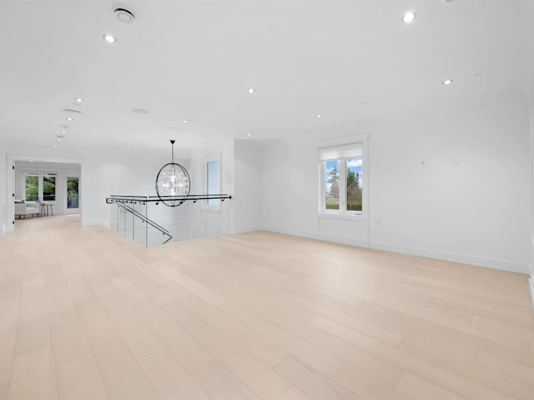 13915 Blackburn Avenue, Surrey, BC, V4B 2Z3 - 22