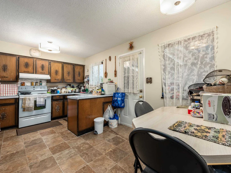 11848 Caribou Road, Delta, BC, V4E 2B5 - 11