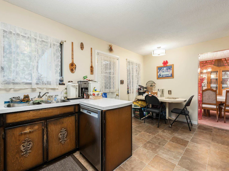 11848 Caribou Road, Delta, BC, V4E 2B5 - 13