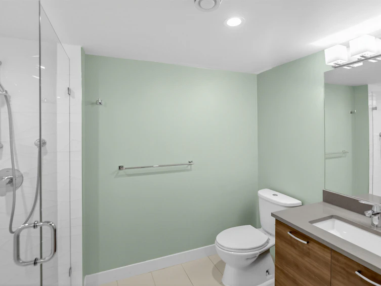309-1519 Crown Street, North Vancouver, BC, V7J 1G6 - 12