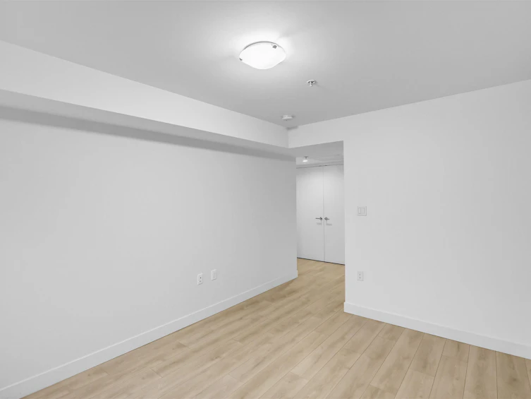 309-1519 Crown Street, North Vancouver, BC, V7J 1G6 - 11