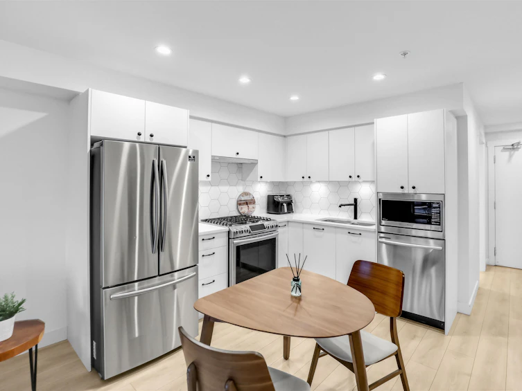 309-1519 Crown Street, North Vancouver, BC, V7J 1G6 - 7