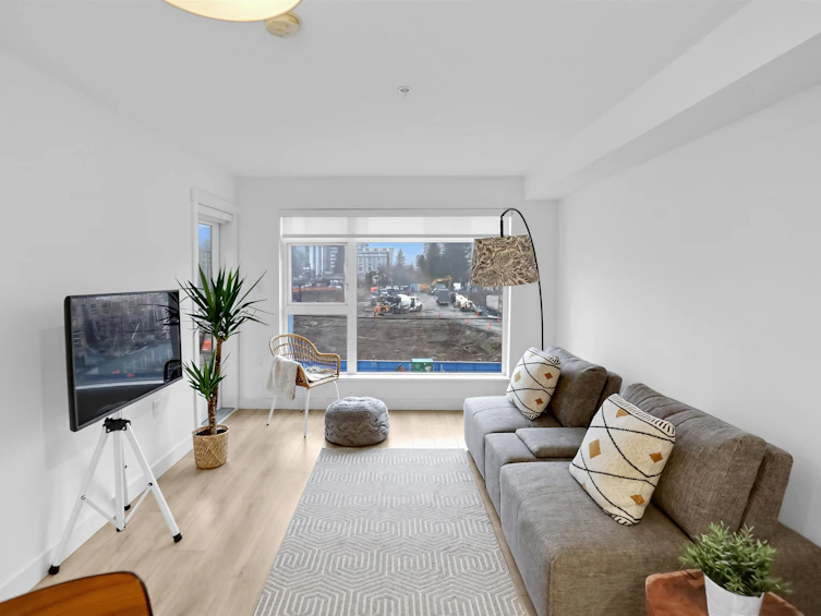 309-1519 Crown Street, North Vancouver, BC, V7J 1G6 - 3