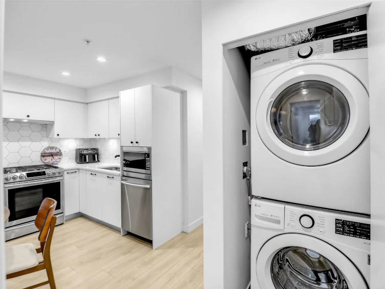 309-1519 Crown Street, North Vancouver, BC, V7J 1G6 - 16