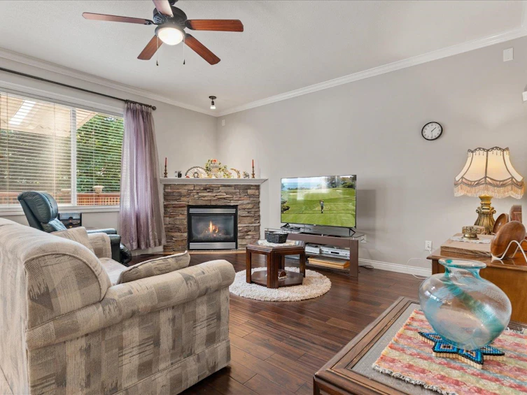 45704 Safflower Crescent, Chilliwack, BC, V2R 0H6 - 4