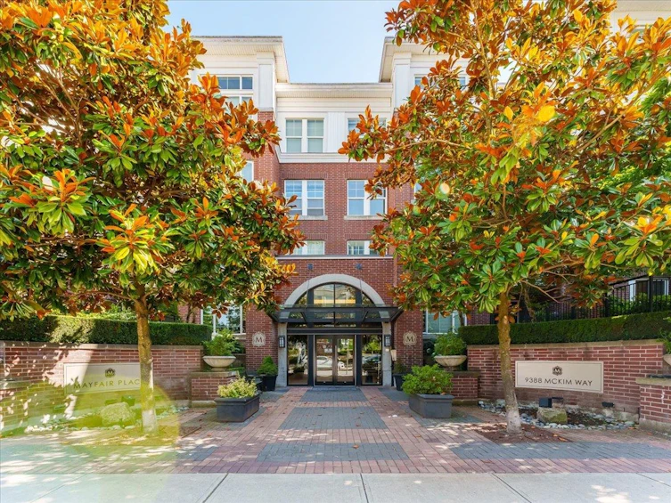 301-9388 Mckim Way, Richmond, BC, V6X 0J7