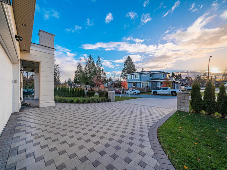 2096 Bowler Drive, Surrey, BC, V4A 5A3 - 3