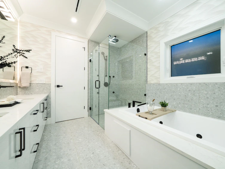 2096 Bowler Drive, Surrey, BC, V4A 5A3 - 26