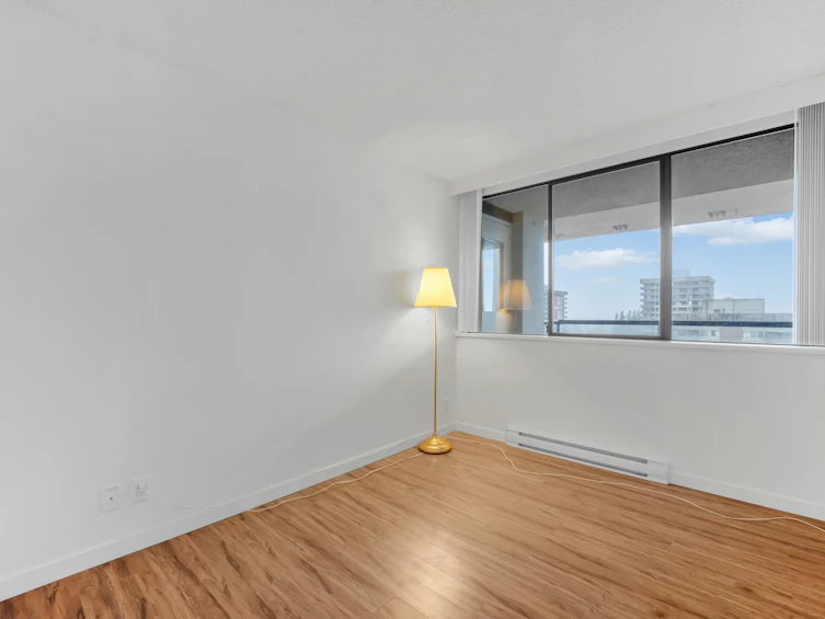 2402-9521 Cardston Court, Burnaby, BC, V3N 4R8 - 10