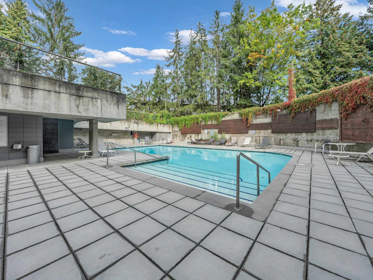 2402-9521 Cardston Court, Burnaby, BC, V3N 4R8 - 21
