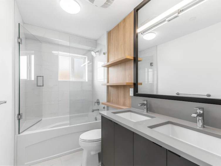 7357 Oak Street, Vancouver, BC, V6P 1V9 - 8