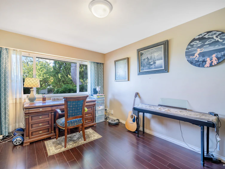 5681 Sardis Crescent, Burnaby, BC, V5H 3K4 - 6