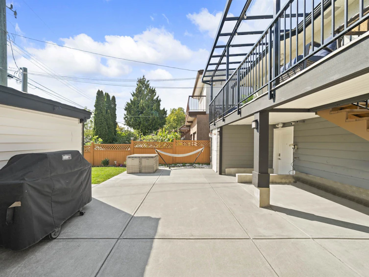 870 W 59th Avenue, Vancouver, BC, V6P 1X7 - 36