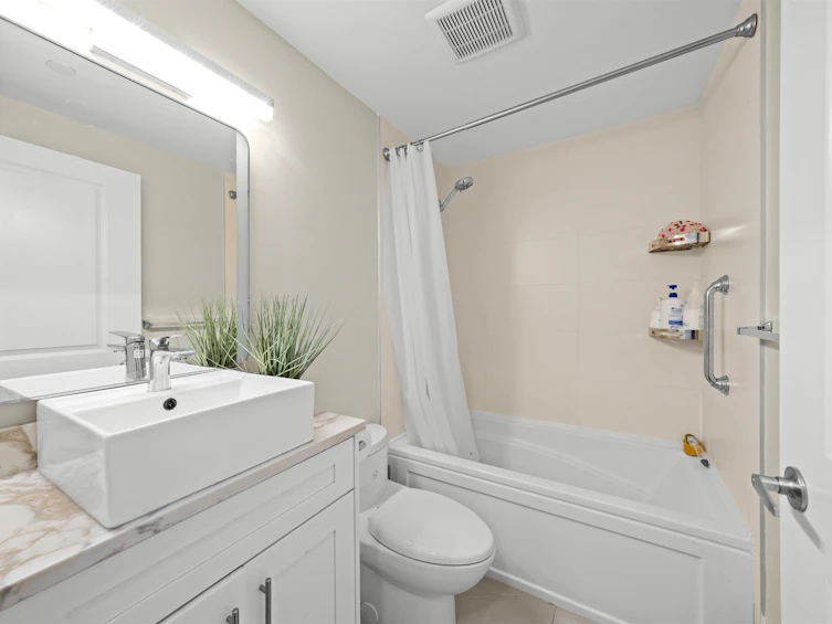 870 W 59th Avenue, Vancouver, BC, V6P 1X7 - 25