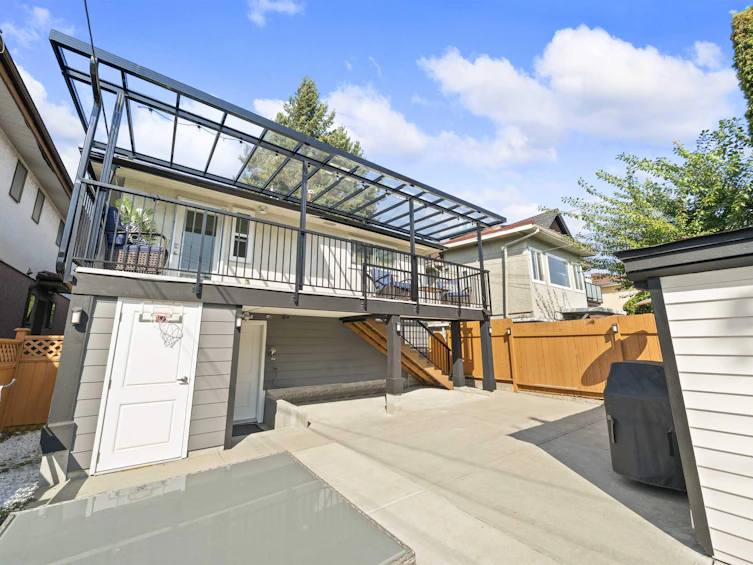 870 W 59th Avenue, Vancouver, BC, V6P 1X7 - 35