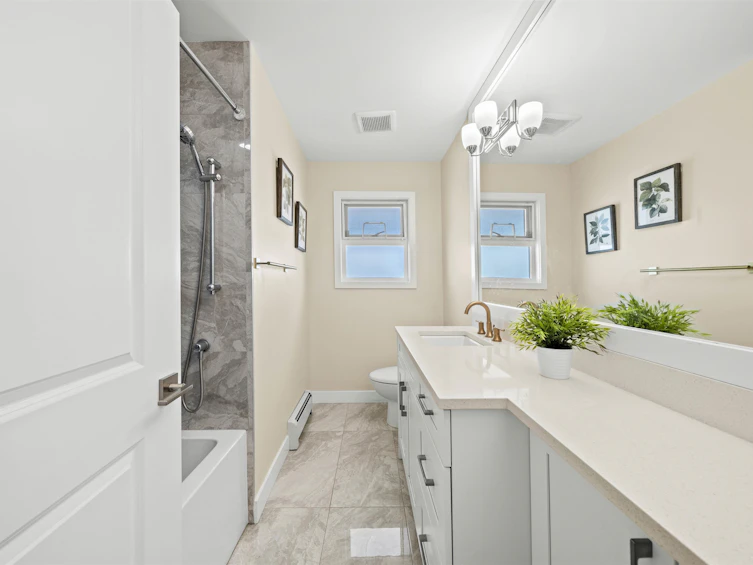 870 W 59th Avenue, Vancouver, BC, V6P 1X7 - 16