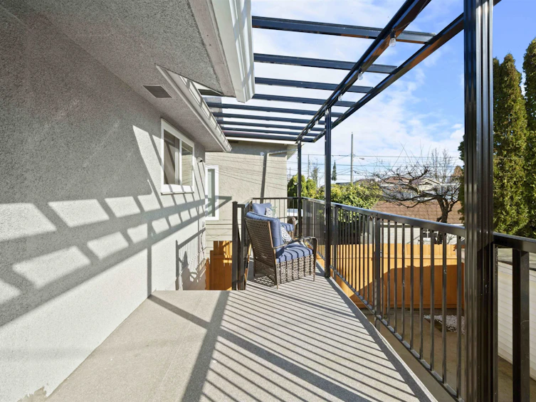 870 W 59th Avenue, Vancouver, BC, V6P 1X7 - 32