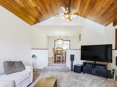 27573 Sayers Crescent - 5