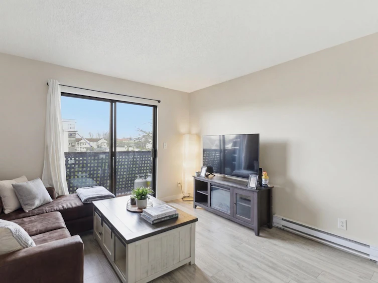 306-5906 176a Street, Surrey, BC, V3S 4H7 - 7