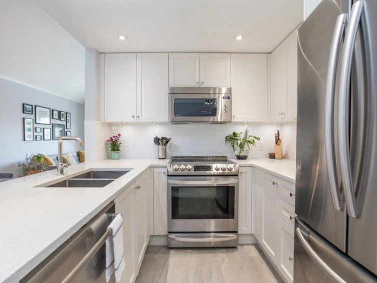 4-6360 Lynas Lane, Richmond, BC, V7C 5C9 - 2
