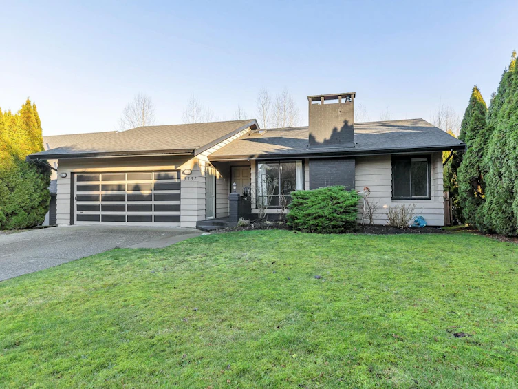3732 Dundee Place, Abbotsford, BC, V2S 7A5 - 3