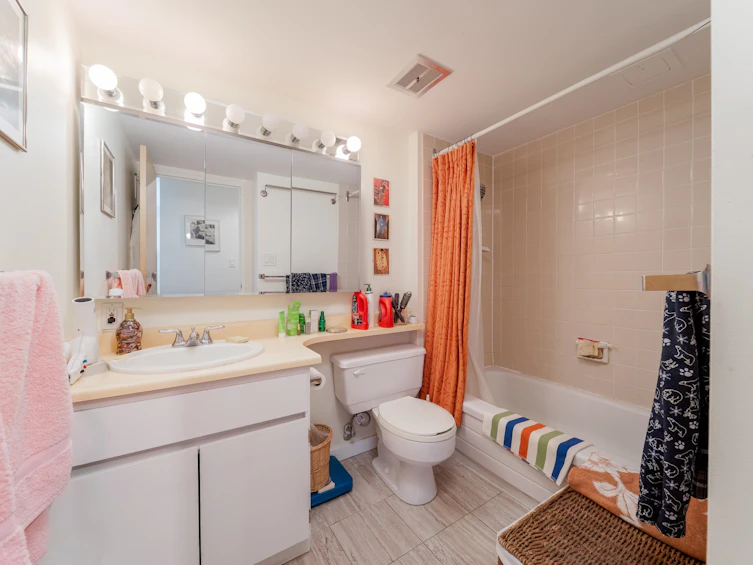 1403-1725 Pendrell Street, Vancouver, BC, V6G 2X7 - 20